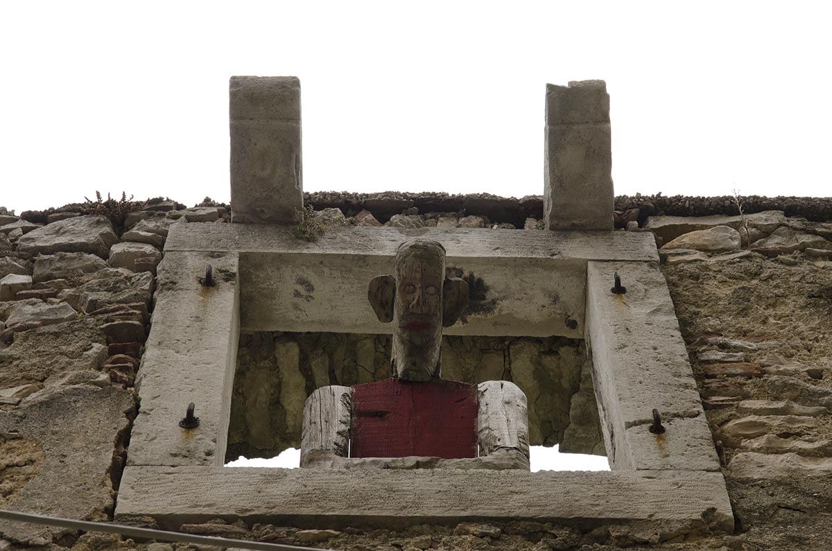 Holzfigur